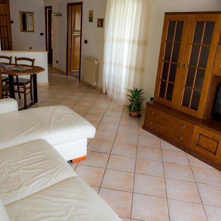 Appartamento Ai Piedi Del Gran Paradiso Saint-Pierre Buitenkant foto
